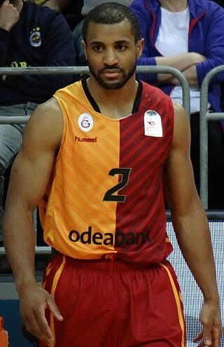 Jordan Taylor headshot