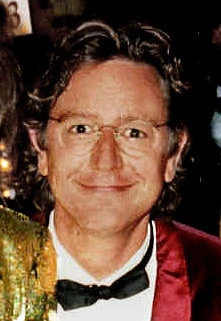Judge Reinhold headshot