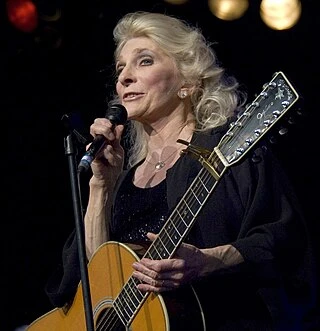 Judy Collins headshot