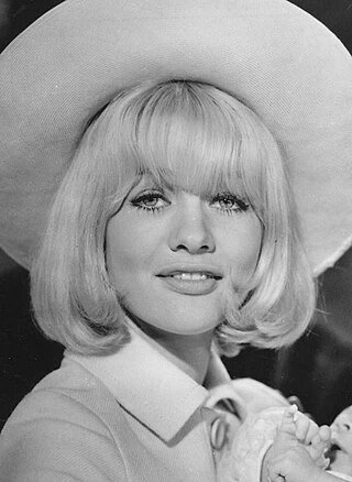 Judy Geeson headshot