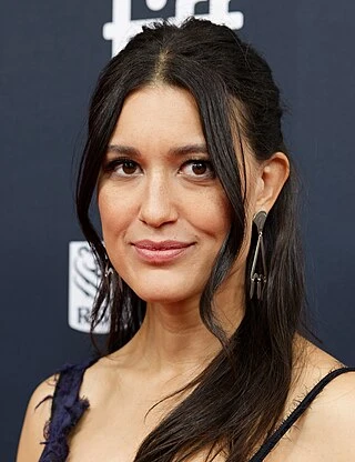 Julia Jones headshot
