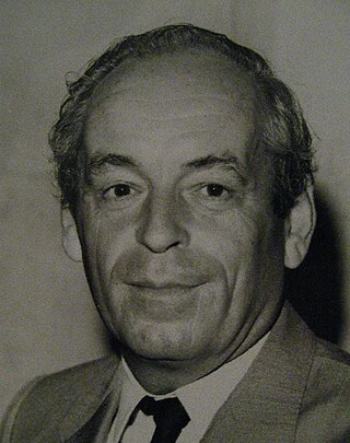 Julian Walker headshot