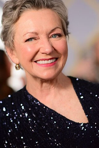 Julie White headshot