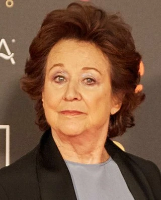 Julieta Serrano headshot