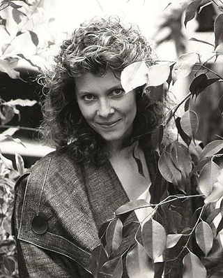 Kate Capshaw headshot