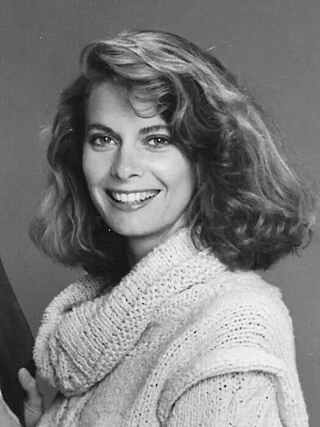 Kathryn Harrold headshot