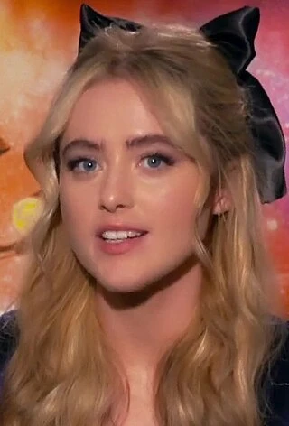 Kathryn Newton headshot