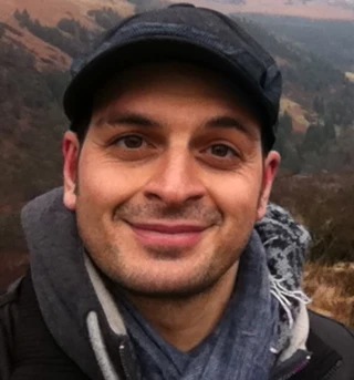 Kaya Yanar headshot
