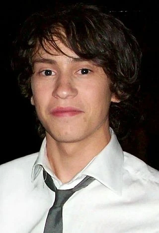 Keir Gilchrist headshot
