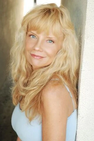 Kelli Maroney headshot