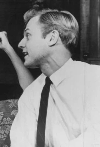 Ken Kercheval headshot