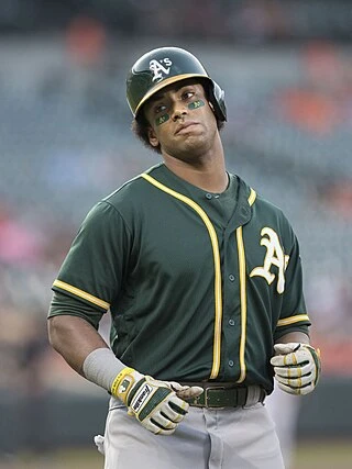 Khris Davis headshot