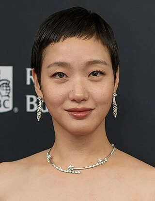 Kim Go-eun headshot