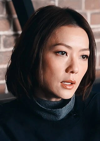 Kristal Tin headshot