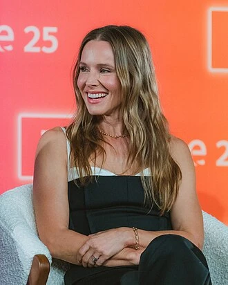 Kristen Bell headshot