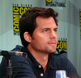 Kristoffer Polaha headshot