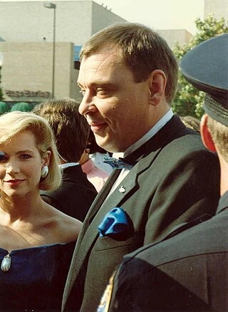 Larry Drake headshot