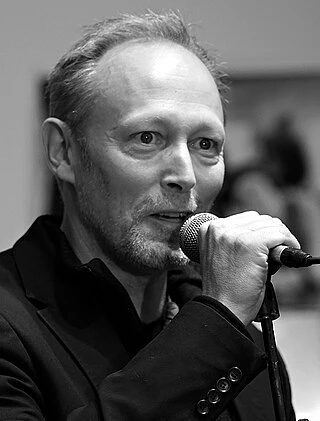 Lars Mikkelsen headshot
