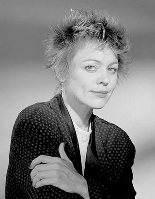 Laurie Anderson headshot