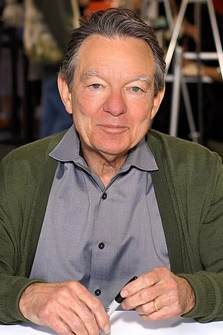 Lawrence Wright headshot
