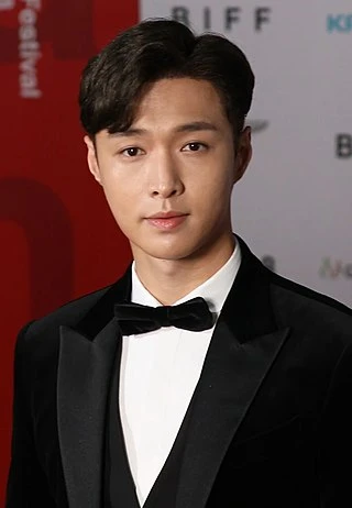 Lay Zhang headshot