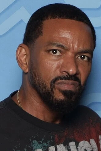 Laz Alonso headshot