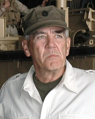 Lee Ermey headshot