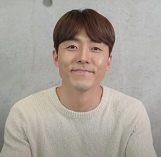 Lee Moo-saeng headshot