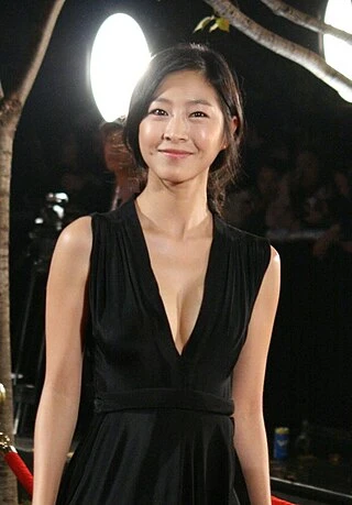 Lee Na-ra headshot
