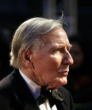 Leslie Phillips headshot