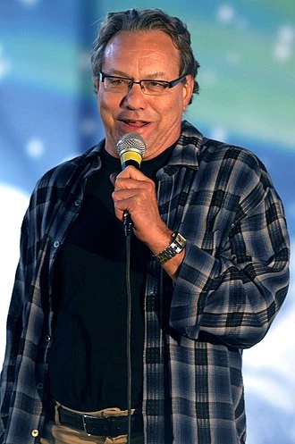 Lewis Black headshot