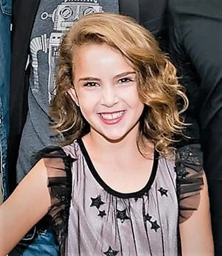 Lexy Kolker headshot