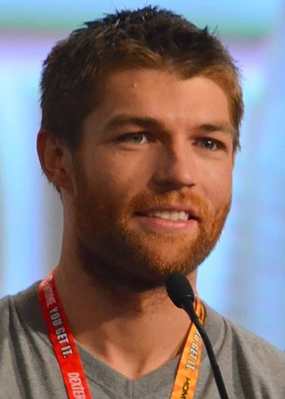 Liam McIntyre headshot