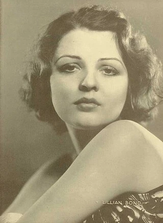 Lilian Bond headshot