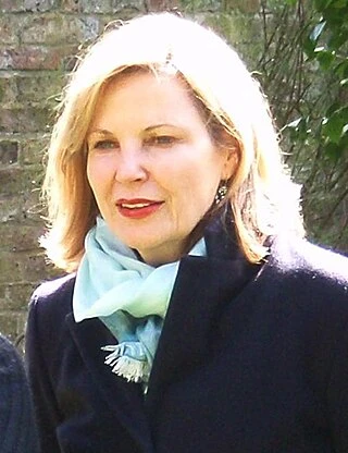 Lisa Eichhorn headshot