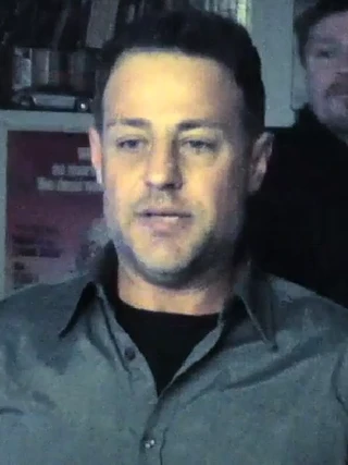 Louis Mandylor headshot