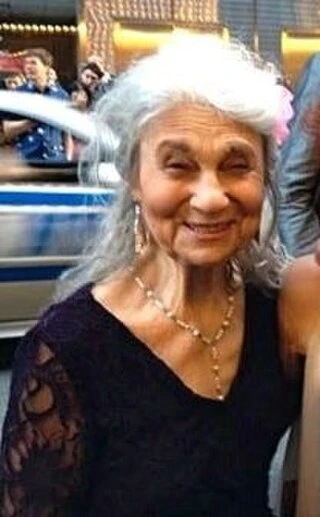 Lynn Cohen headshot