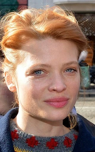 Mélanie Thierry headshot