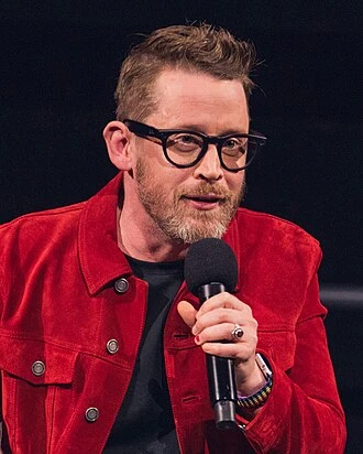 Macaulay Culkin headshot