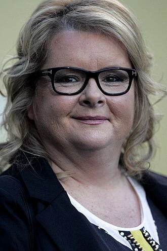 Magda Szubanski headshot