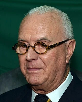 Manolo Blahnik headshot