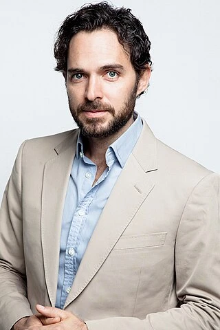 Manolo Cardona headshot