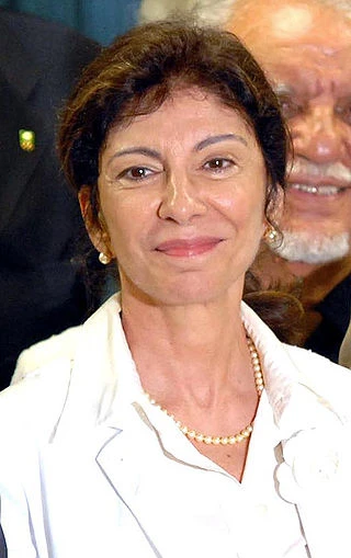 Marília Pêra headshot