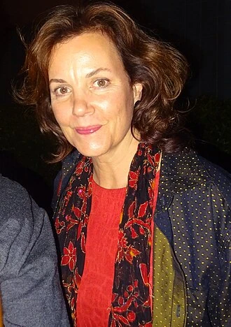 Margaret Colin headshot