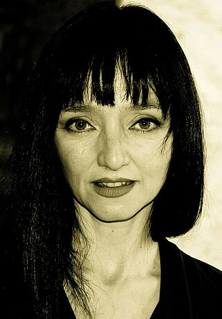 Maria de Medeiros headshot