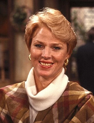 Mariette Hartley headshot