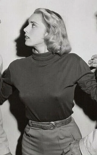 Marilyn Nash headshot