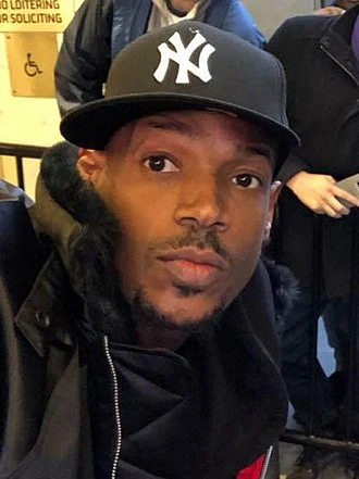 Marlon Wayans headshot