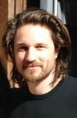 Martin Henderson headshot