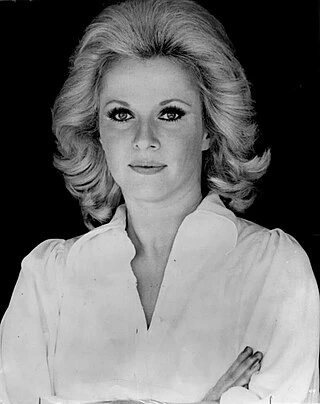 Mary Costa headshot